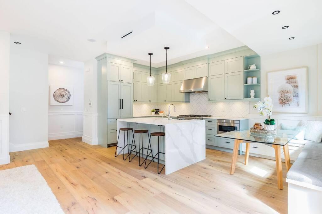 Easeful 2 Bedroom Unit Near English Bay Vancouver Exterior foto